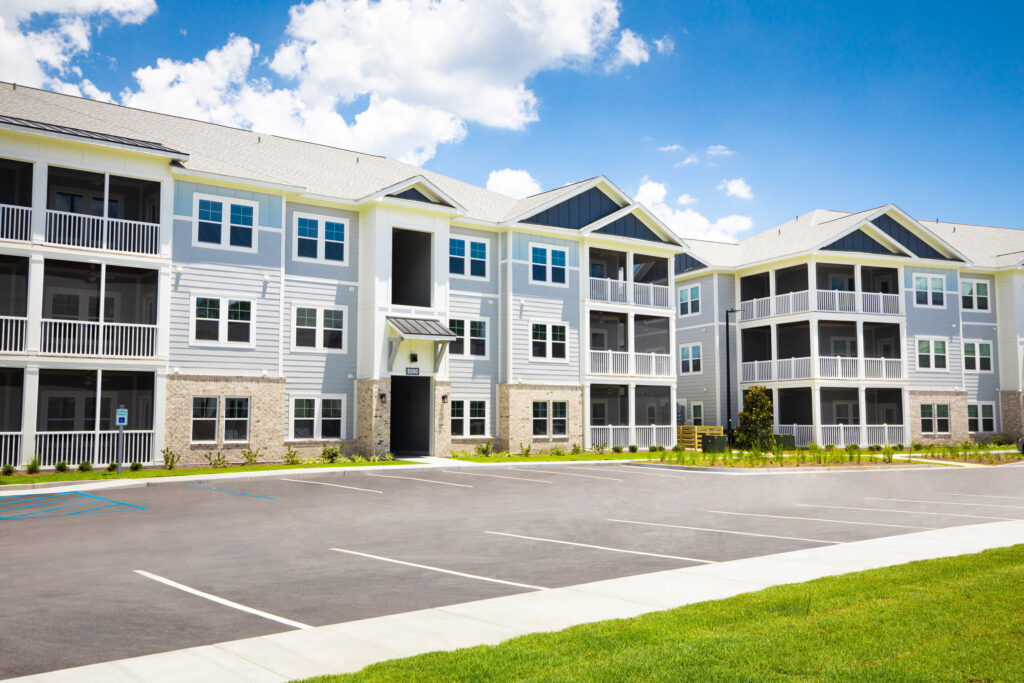 outdoor view of property buildings